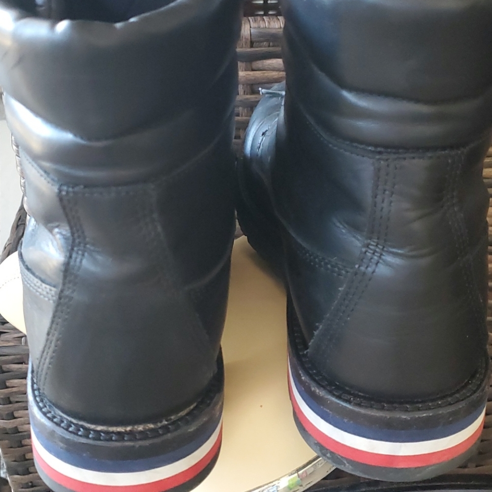Moncler boots - Picture 4 of 5